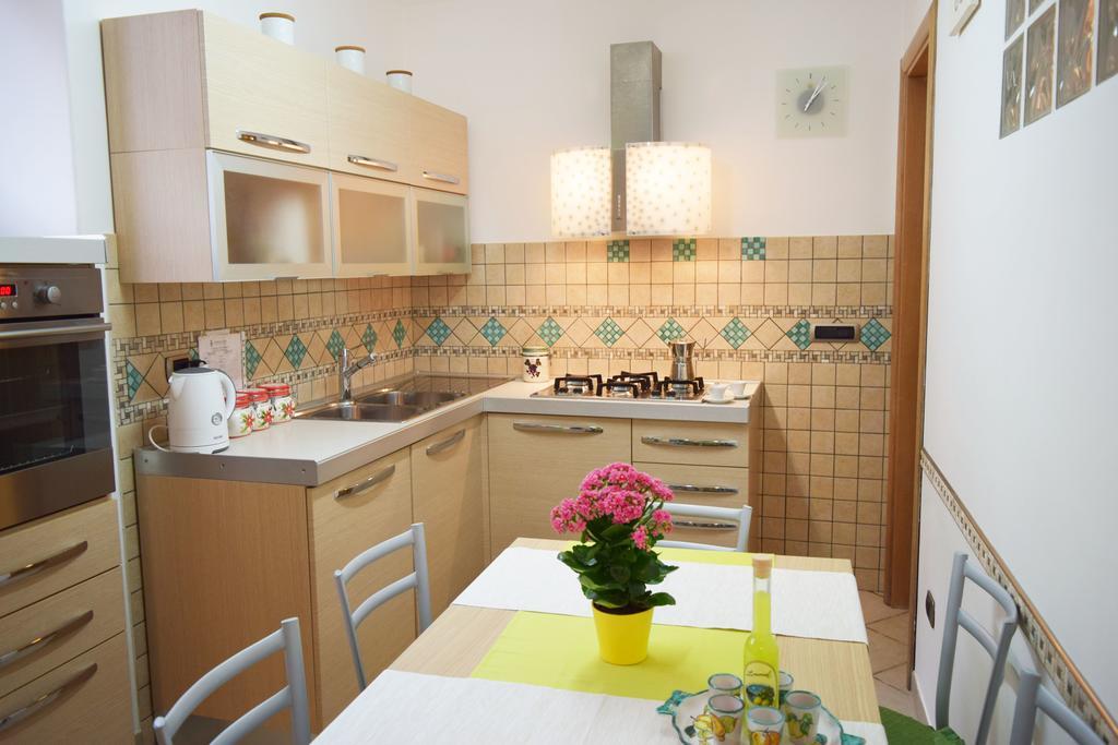 Casa Tonia Villa Praiano Room photo